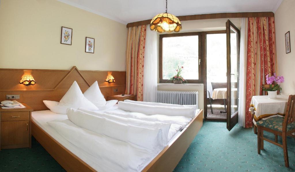 Pension Andreas Solden Room photo